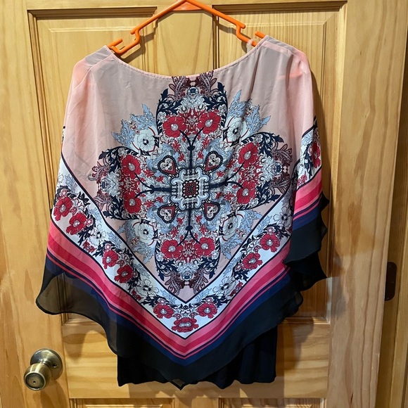 APT 9 V-style chiffon floral blouse size L - Picture 2 of 4